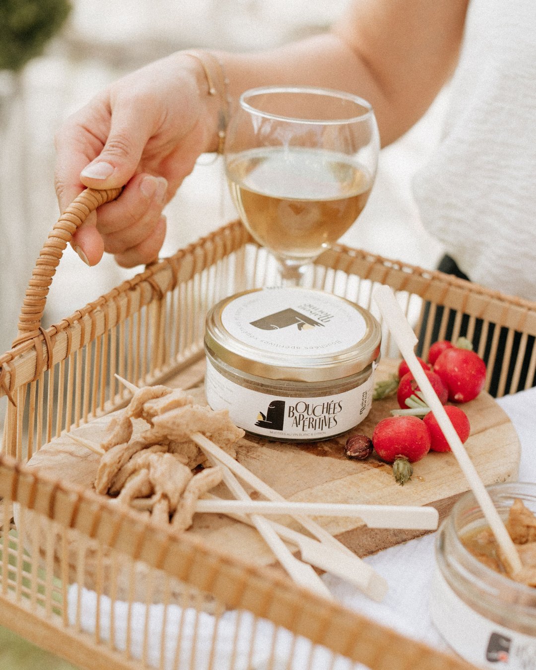 Bouchées apéritives vin blanc, citron et romarin